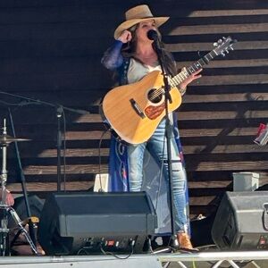 Meet your Posher, Jeanie